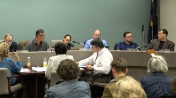 Bridgeville Mayor Pat DeBlasio talks to Borough Council at a Nov 13, 2017 meeting